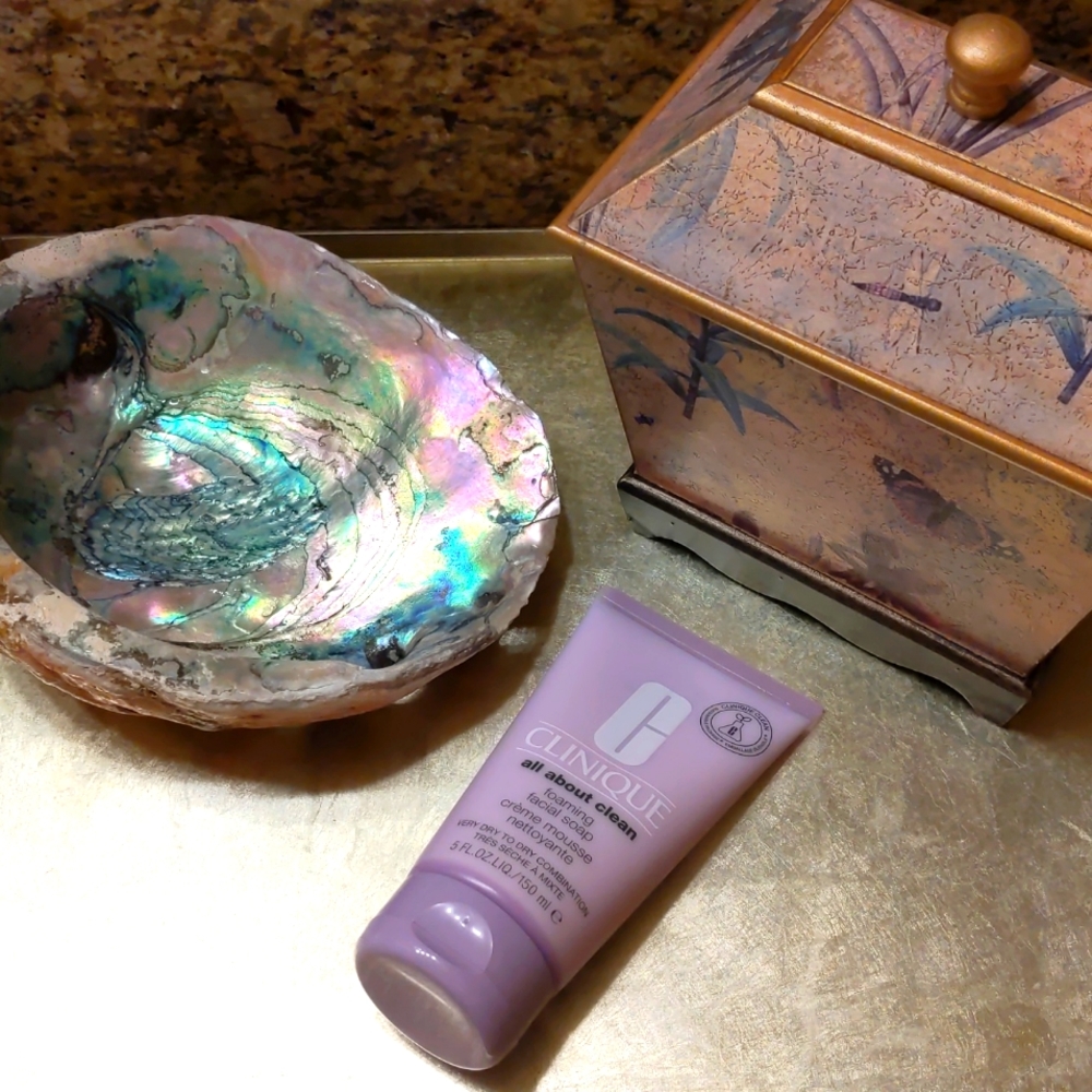 NWOT Clinique all about clean foaming facial soap very dry to dry 5 oz